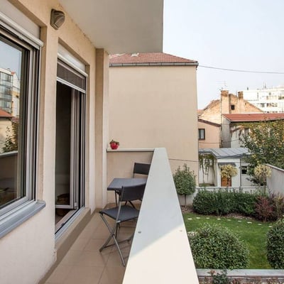 Rent of a stylish 2-room apartment, 65 m², city center, Belgrade, Serbia